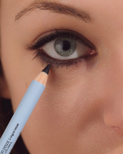 Duo Mascara Soin et Crayon Yeux : Regard Noir Profond