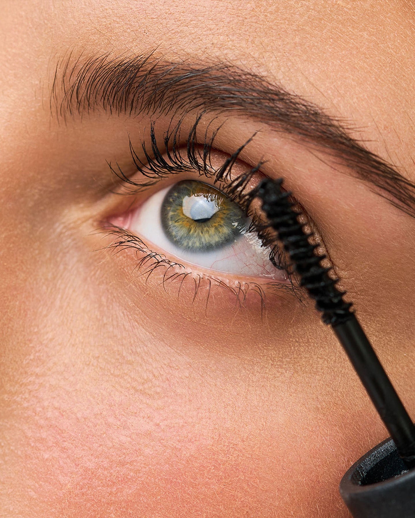 Duo Mascara Soin et Crayon Yeux : Regard Bleu Océan & Intense